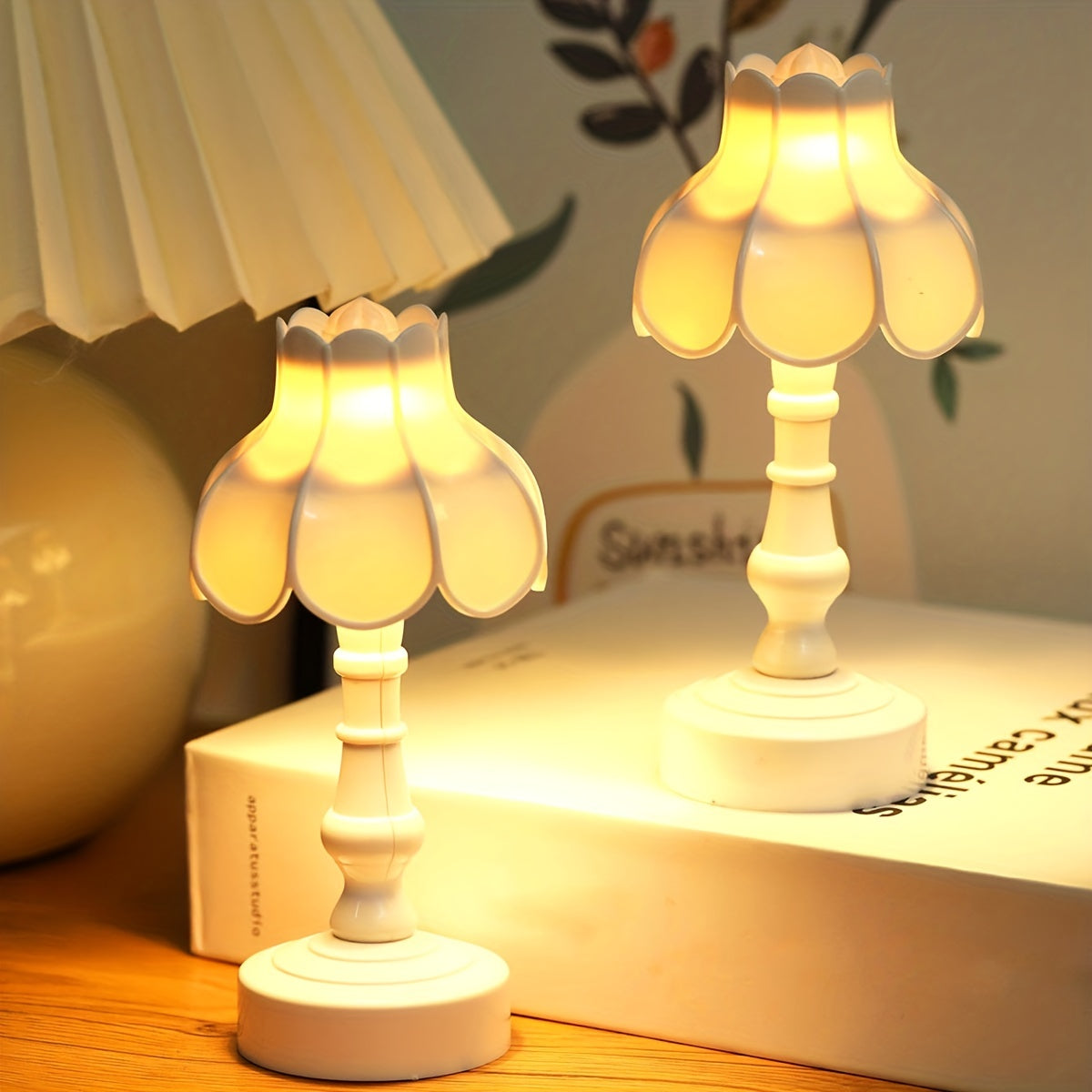 Flower Mini Desk Lamp  Night Light