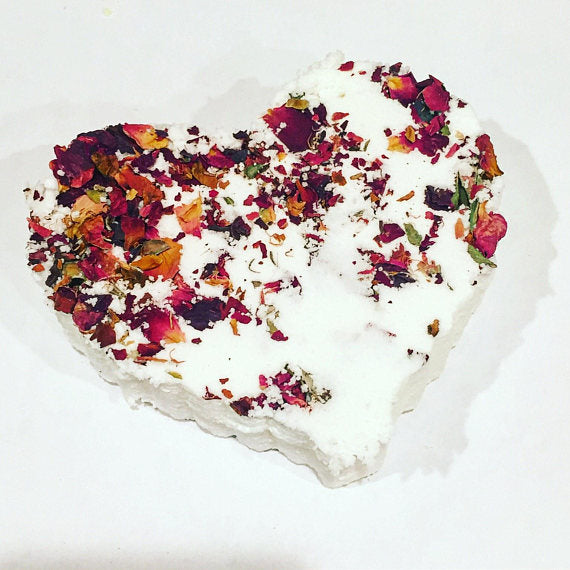 Rose heart bath bomb / organic bath bomb